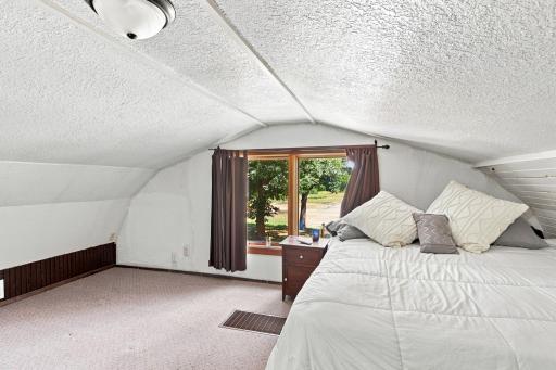 Upstairs bedroom 19x17