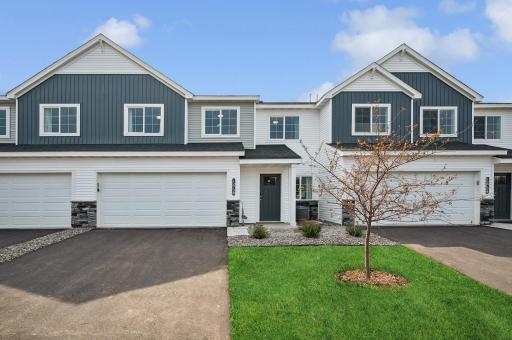 Birchwood - Middle Unit - photo from a model of same floorplan