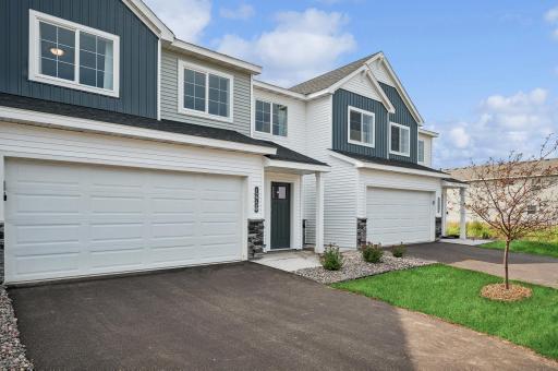 Birchwood - Middle Unit - photo from a model of the same floorplan