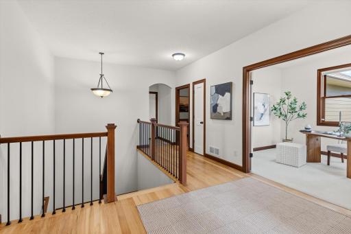 5501 Fernbrook Lane N, Plymouth, MN 55446