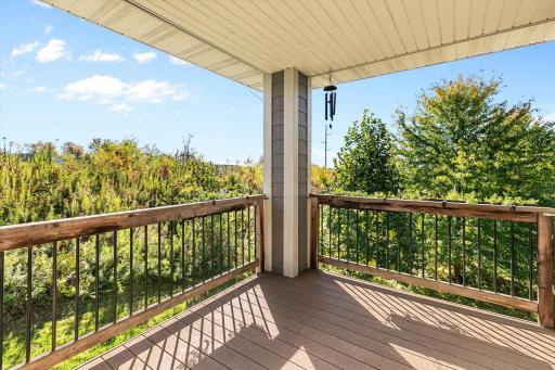 5501 Fernbrook Lane N, Plymouth, MN 55446