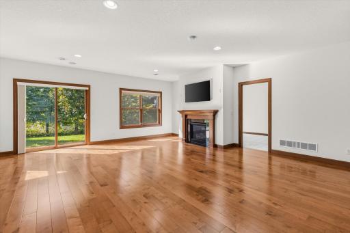 5501 Fernbrook Lane N, Plymouth, MN 55446