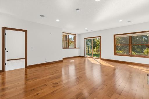 5501 Fernbrook Lane N, Plymouth, MN 55446