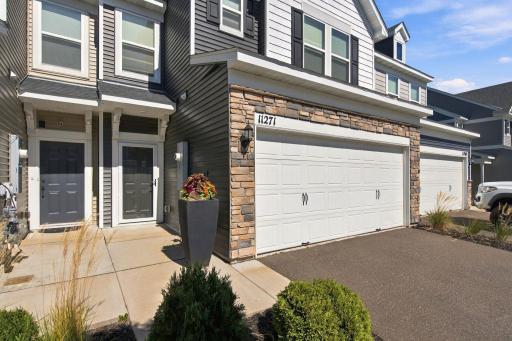 11271 Brookview Road, Woodbury, MN 55129