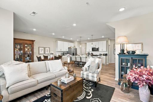 11271 Brookview Road, Woodbury, MN 55129