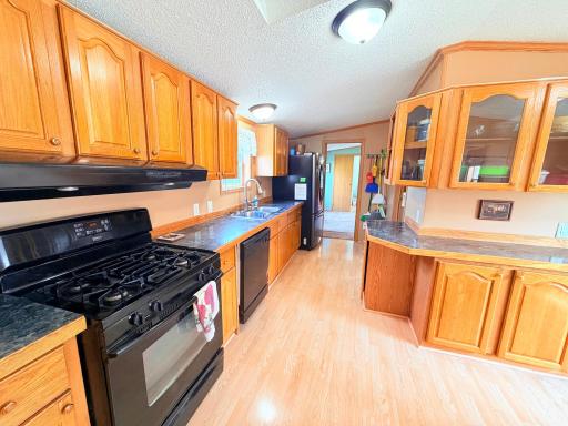 2204 Mockingbird Place NW, Stewartville, MN 55976