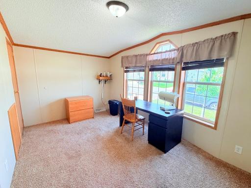 2204 Mockingbird Place NW, Stewartville, MN 55976