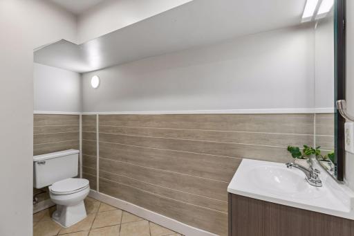lower level full bath 1208 36th 1