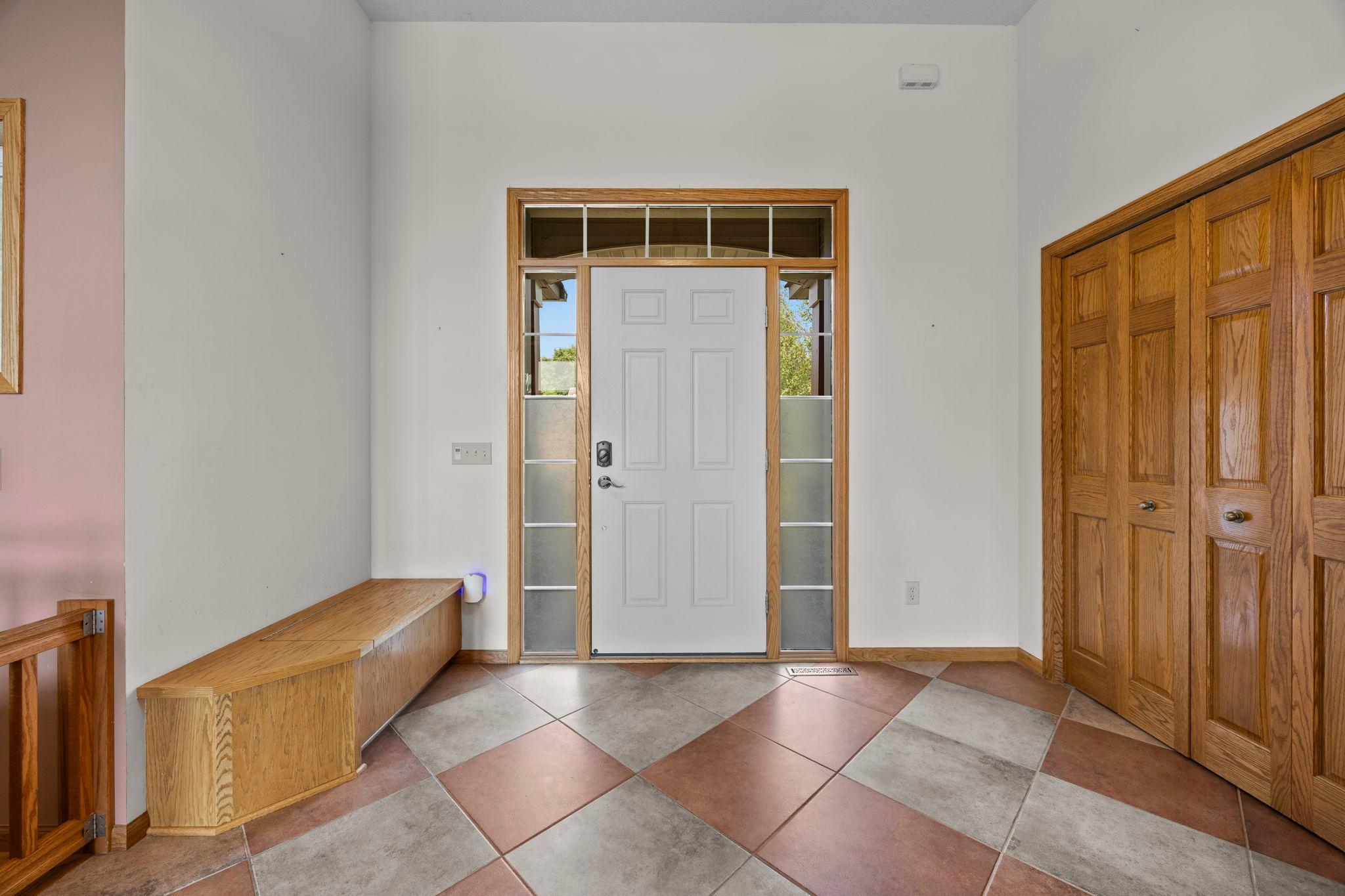 21-web-or-mls-19645 Camrose Way-9.jpg