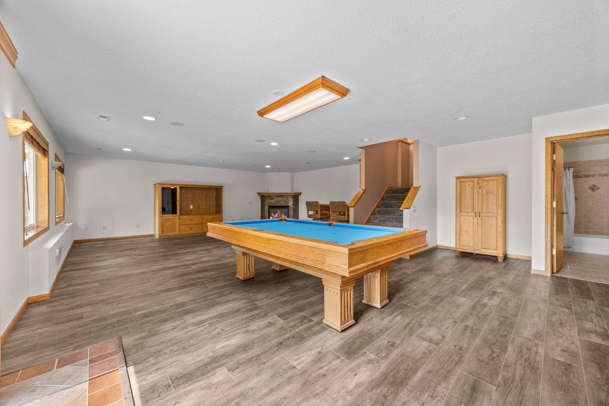 59-web-or-mls-19645 Camrose Way-189.jpg
