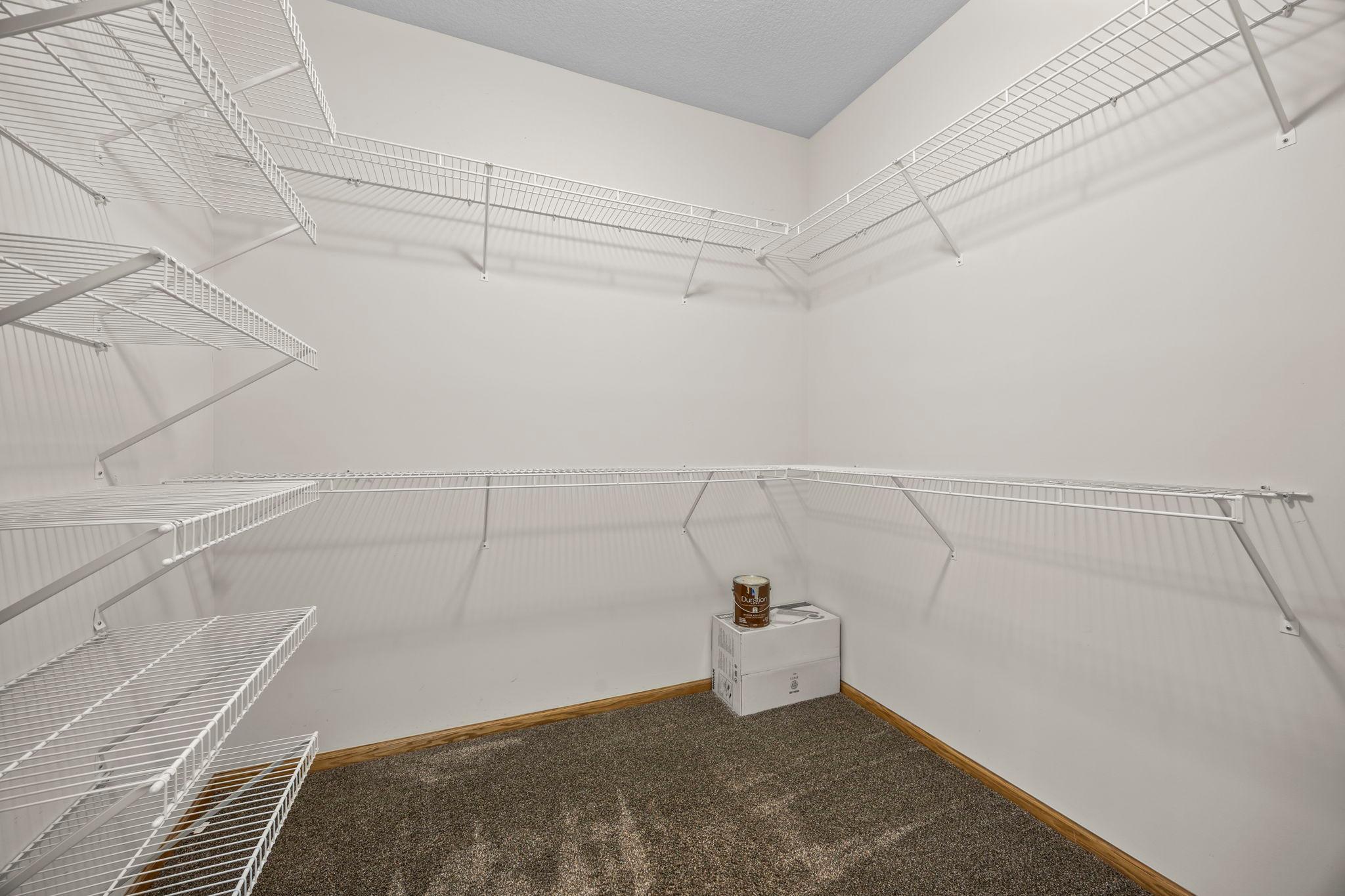 49-web-or-mls-19645 Camrose Way-64.jpg