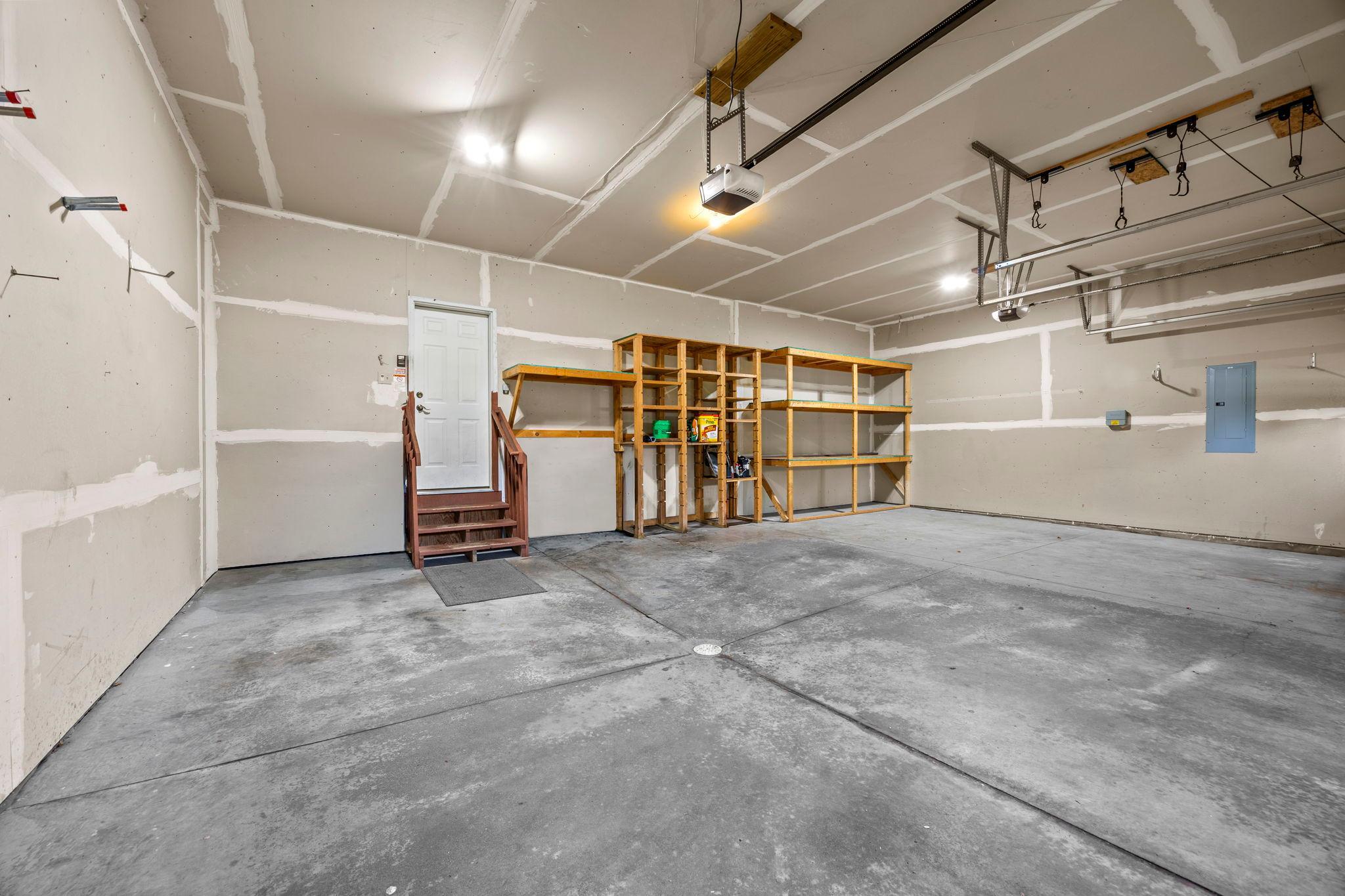 66-web-or-mls-19645 Camrose Way-164.jpg
