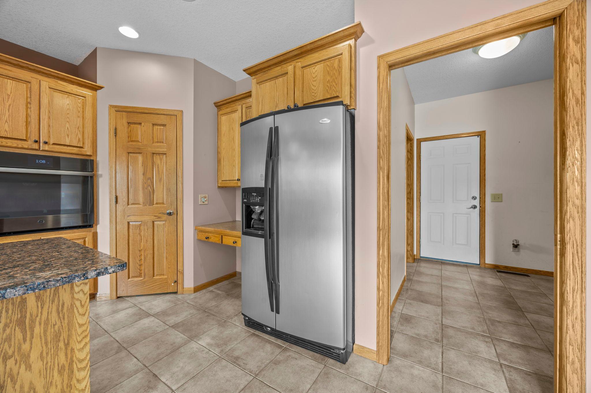 38-web-or-mls-19645 Camrose Way-134.jpg
