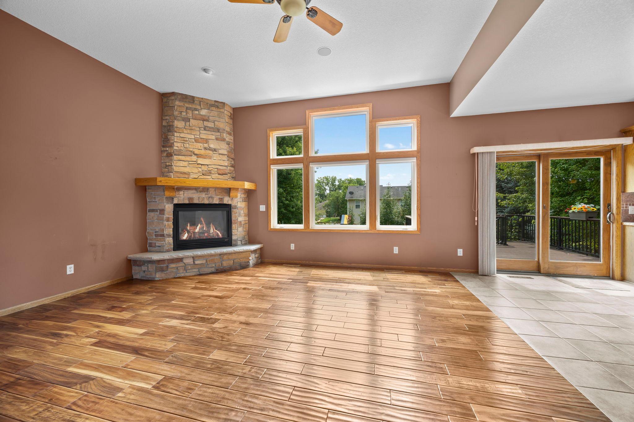 25-web-or-mls-19645 Camrose Way-75.jpg
