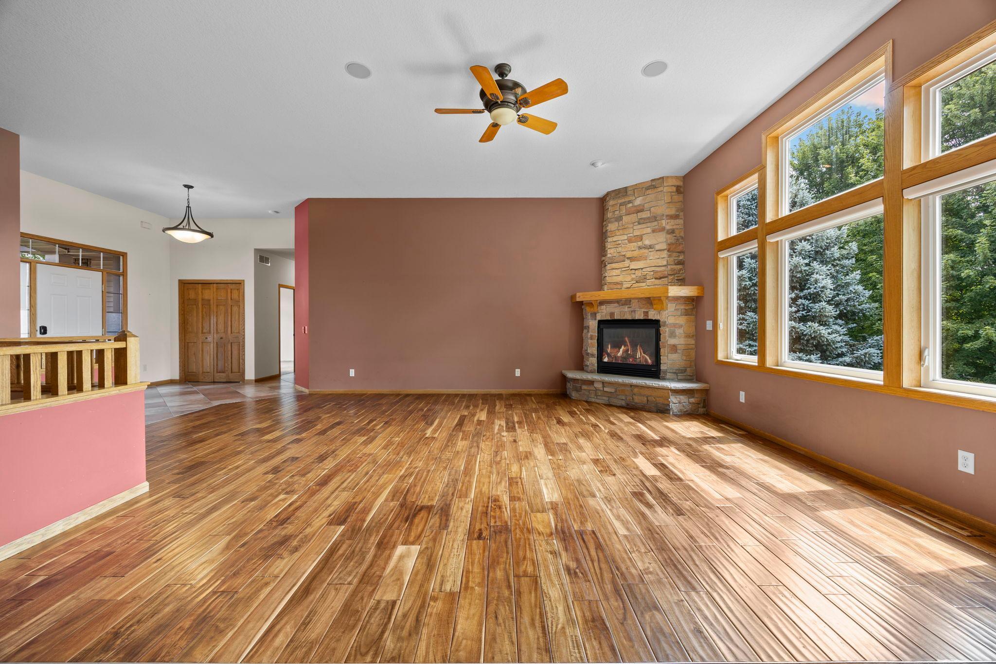 27-web-or-mls-19645 Camrose Way-79.jpg