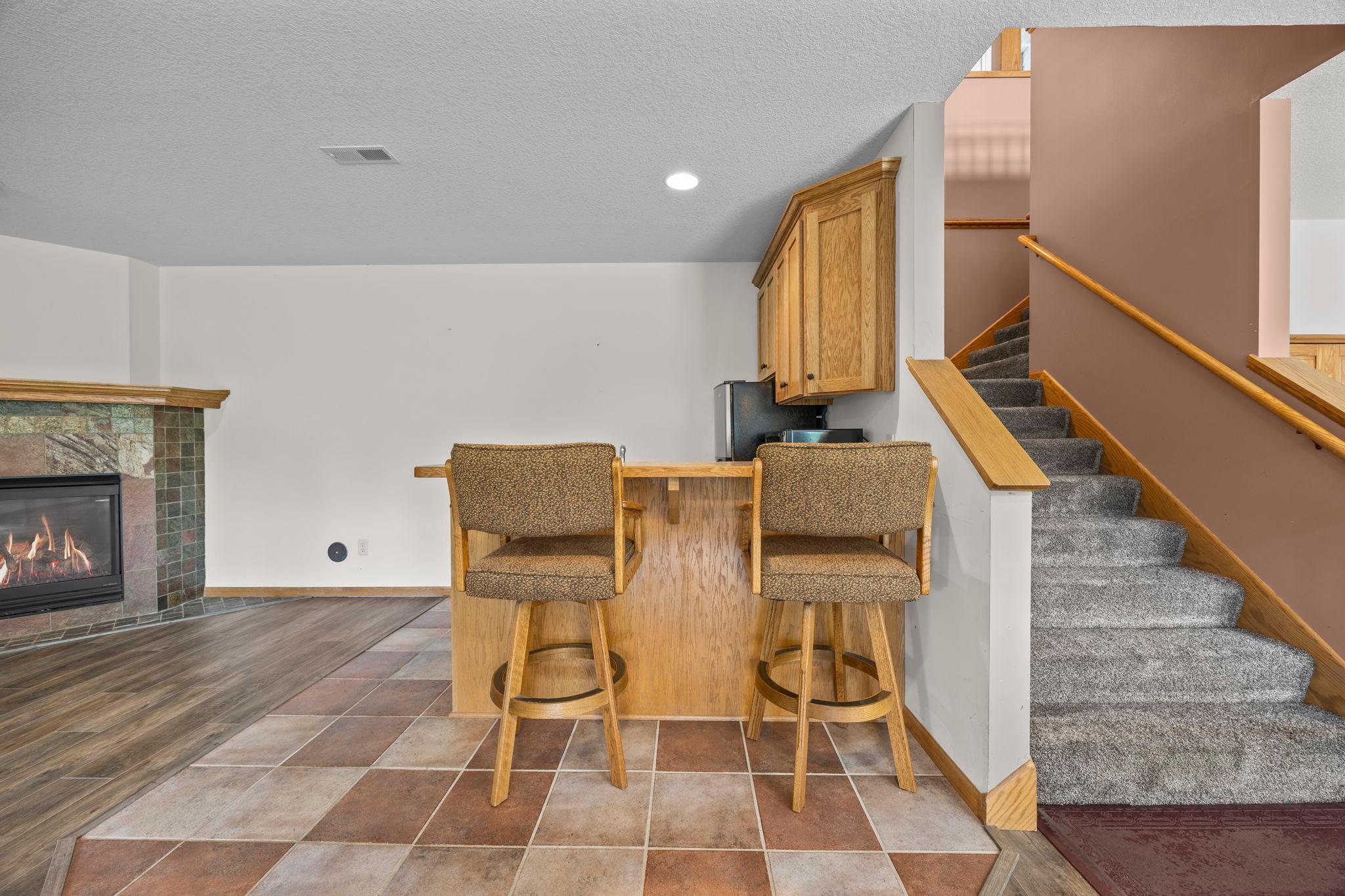 63-web-or-mls-19645 Camrose Way-209.jpg