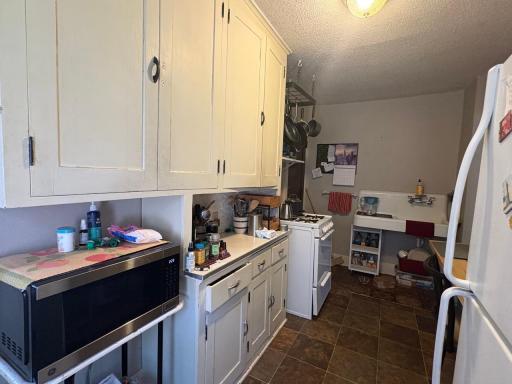 1693 Randolph Avenue, Saint Paul, MN 55105
