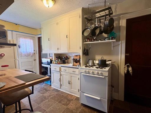 1693 Randolph Avenue, Saint Paul, MN 55105