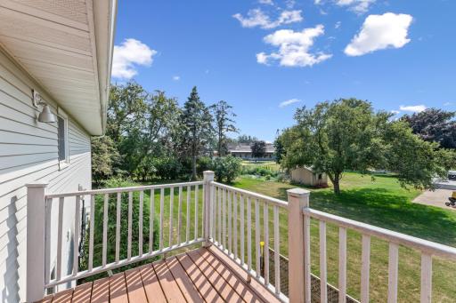 300 8th Street NW, Plainview, MN 55964