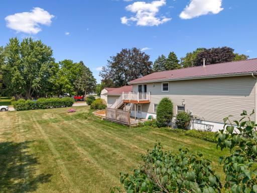 300 8th Street NW, Plainview, MN 55964