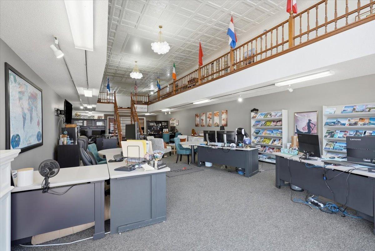 05-Office.jpg