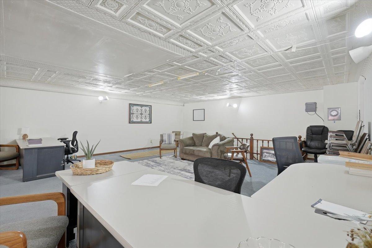 20-Office.jpg