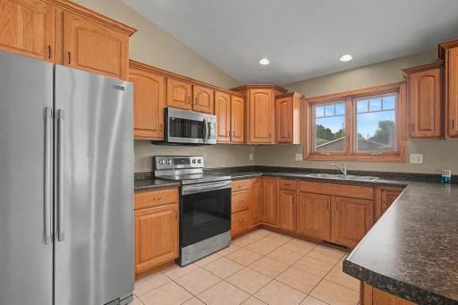 24_701SpringCt_Kitchen3_mls.jpg