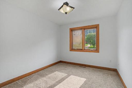 28_701SpringCt_Bedroom2_1_mls.jpg