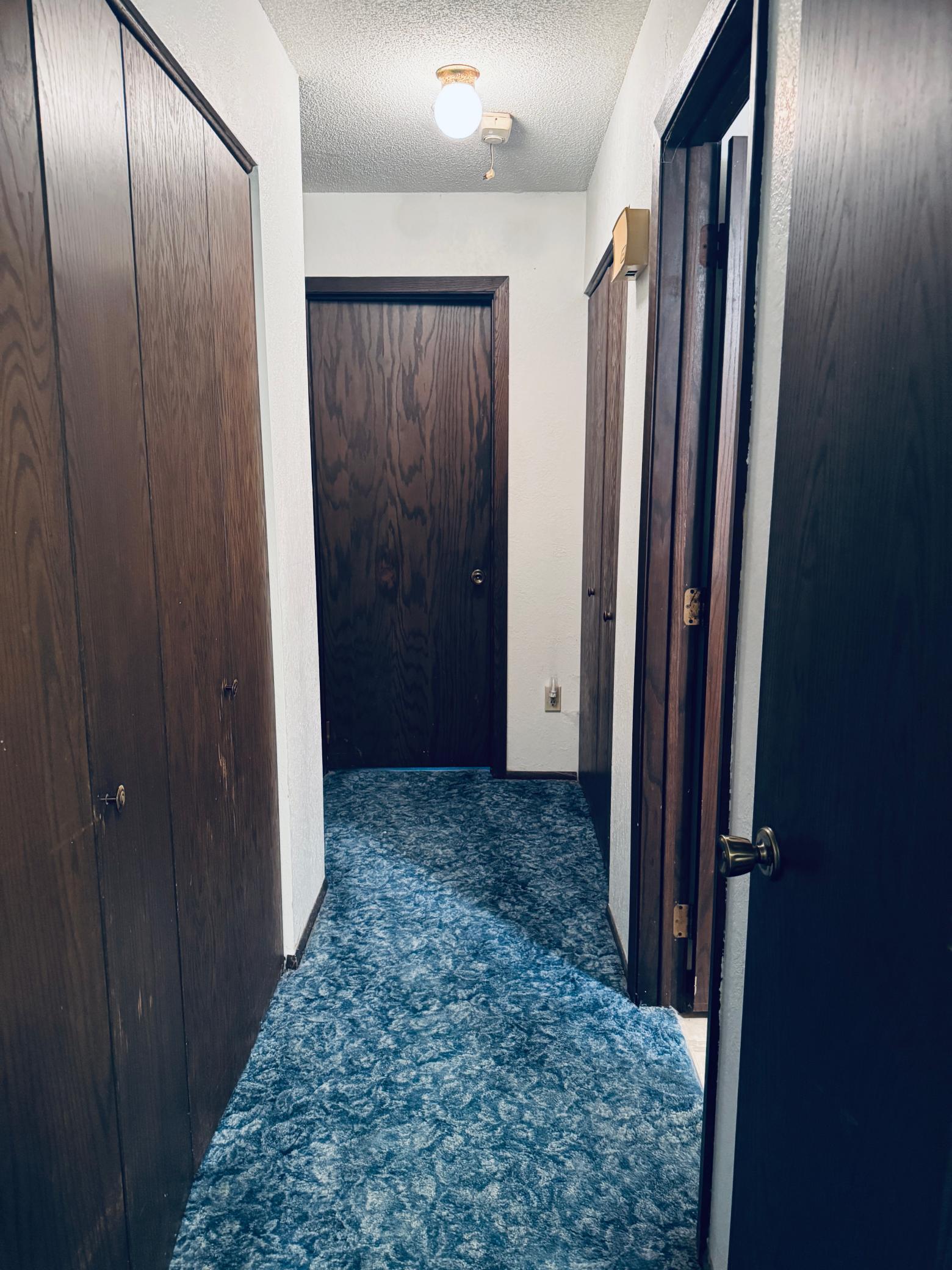 Hallway to bedrooms