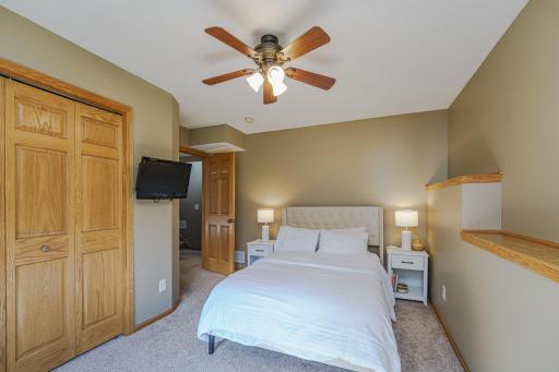 15353 Eagles Ridge NW, Prior Lake, MN 55372