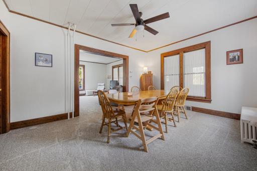 200 First Avenue SE, Mapleton, MN 56065