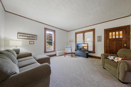 200 First Avenue SE, Mapleton, MN 56065