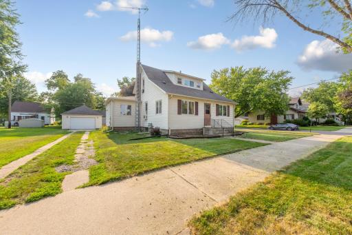 200 First Avenue SE, Mapleton, MN 56065