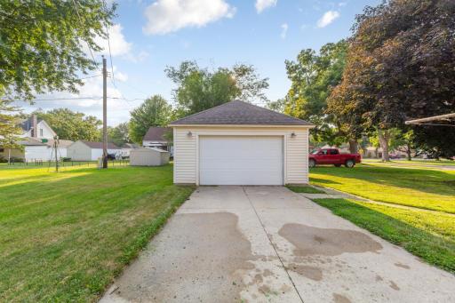 200 First Avenue SE, Mapleton, MN 56065
