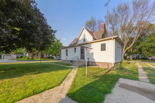 200 First Avenue SE, Mapleton, MN 56065