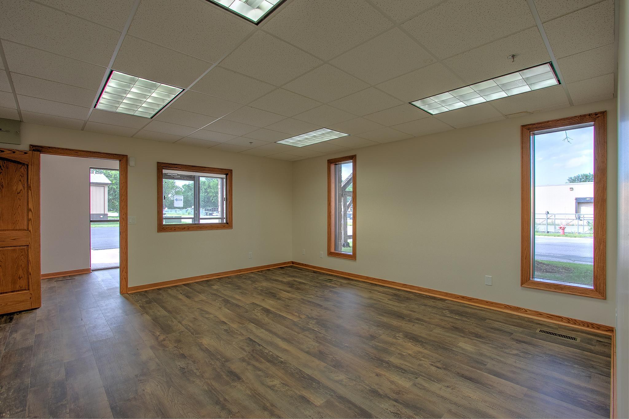 Suite 1 Reception.jpg