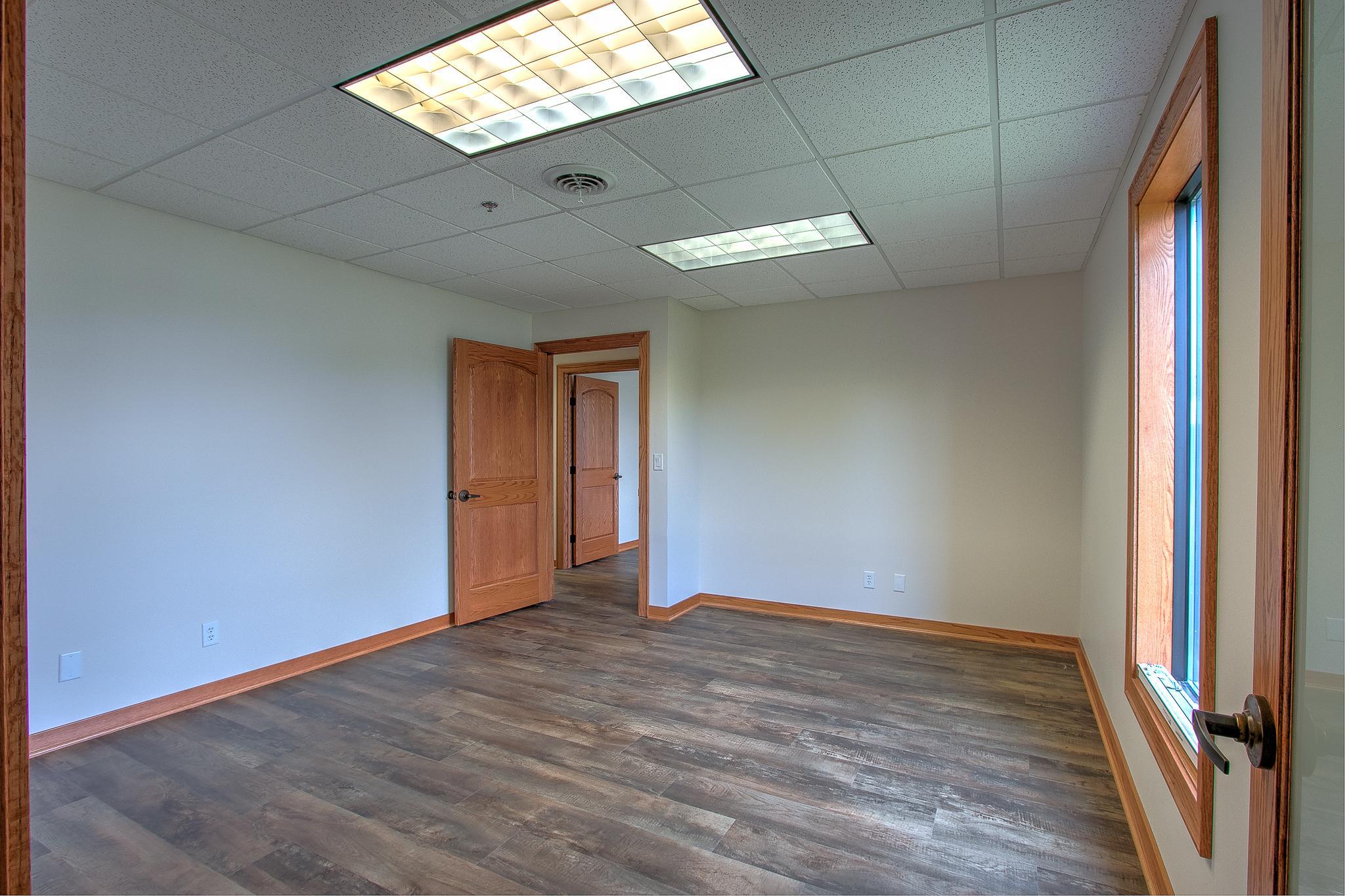 Office 1-4 (2).jpg