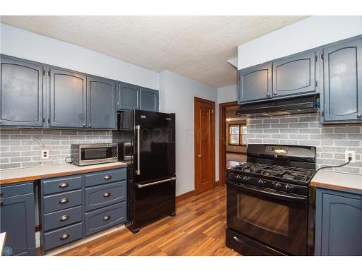 114 1st Avenue NW, Rothsay, MN 56579