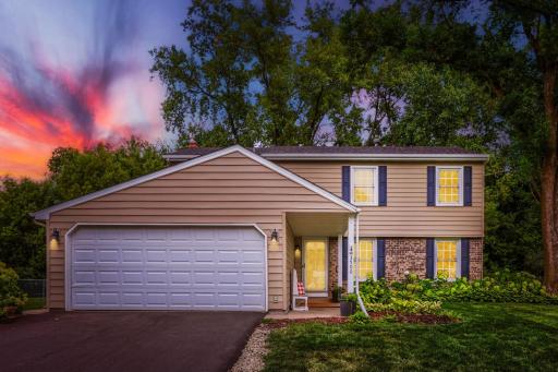 3500 Urbandale Lane N - Web Quality - 011 - 11 Exterior Front.jpg