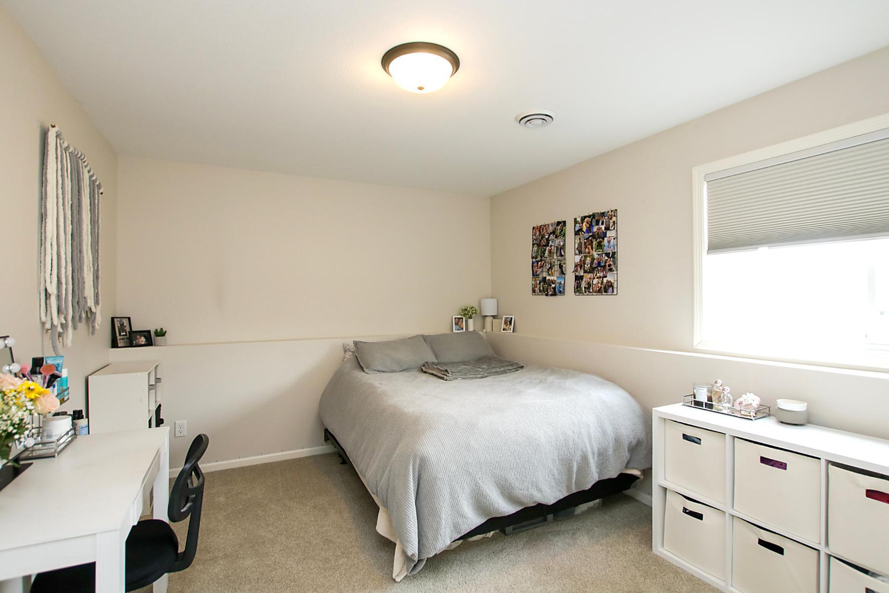bedroom 3.jpg