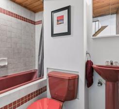 tiled full bath lower level