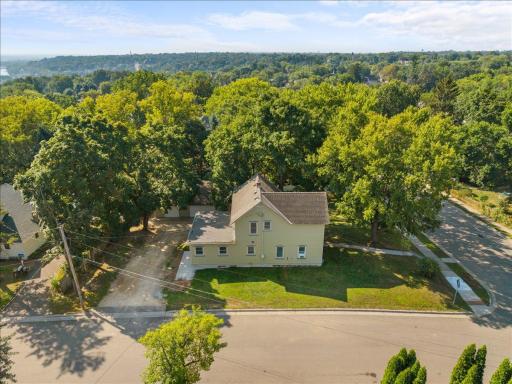 921 4th Street N, Stillwater, MN 55082