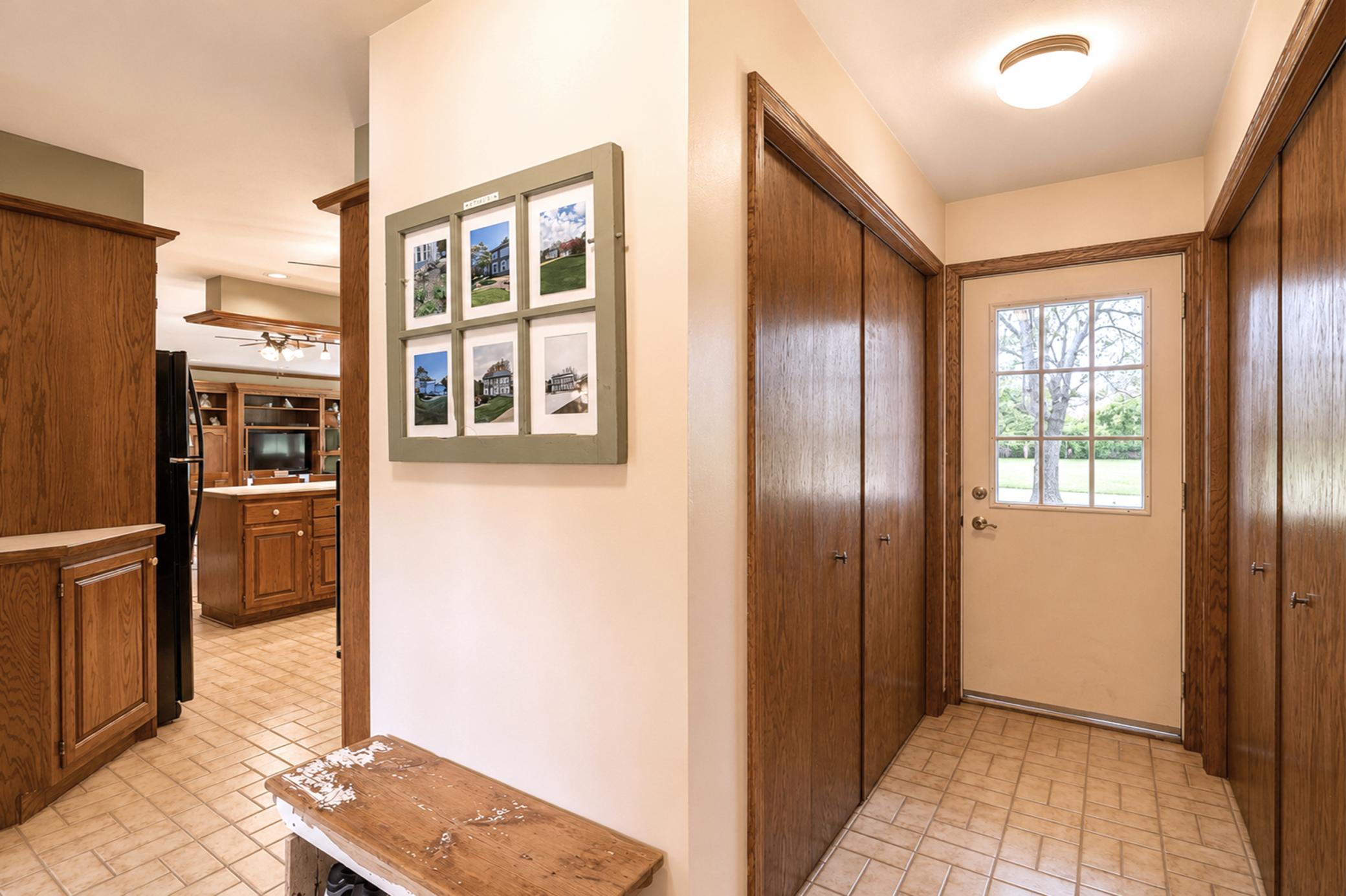 046_mudroom.jpg
