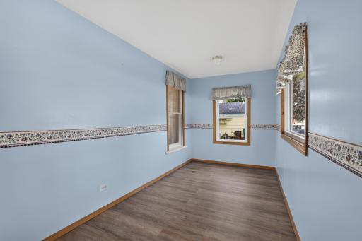 115 W Cabot Street, Le Roy, MN 55951