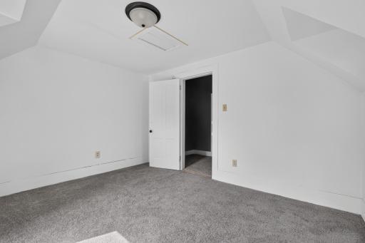 115 W Cabot Street, Le Roy, MN 55951