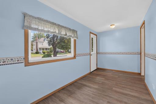 115 W Cabot Street, Le Roy, MN 55951