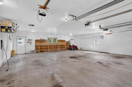 115 W Cabot Street, Le Roy, MN 55951
