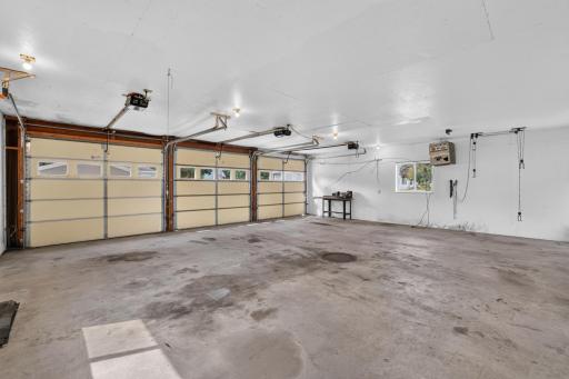 115 W Cabot Street, Le Roy, MN 55951
