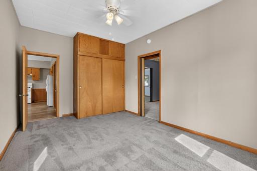 115 W Cabot Street, Le Roy, MN 55951