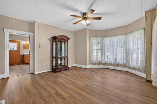 115 W Cabot Street, Le Roy, MN 55951